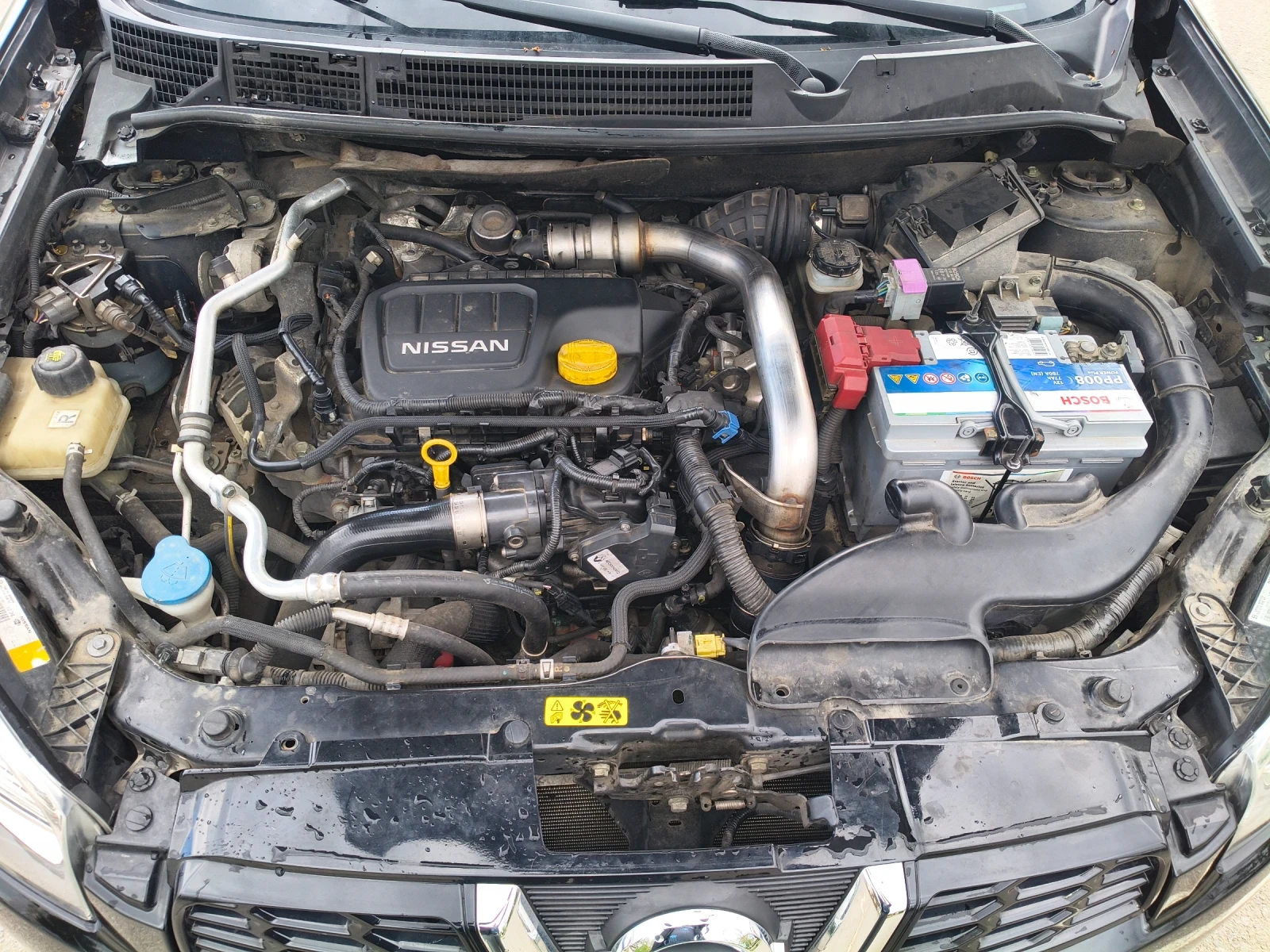 Nissan Qashqai 1.6 dci 4x4, снимка 11 - Автомобили и джипове - 54409935