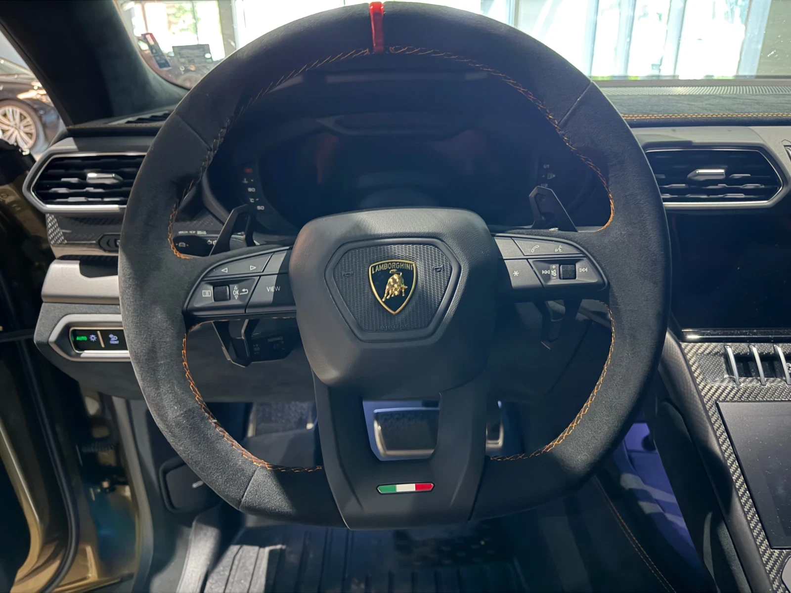 Lamborghini Urus Performante , снимка 11 - Автомобили и джипове - 54765437