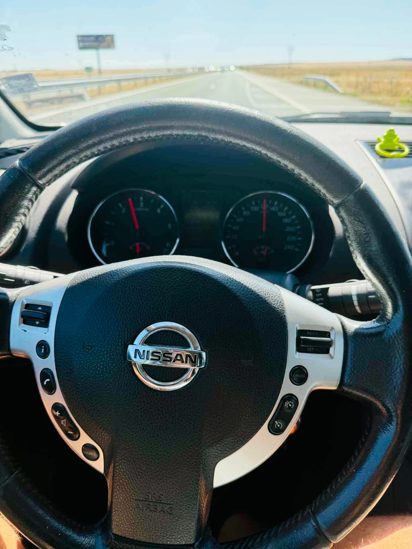 Nissan Qashqai 1, 5, снимка 5 - Автомобили и джипове - 54899334