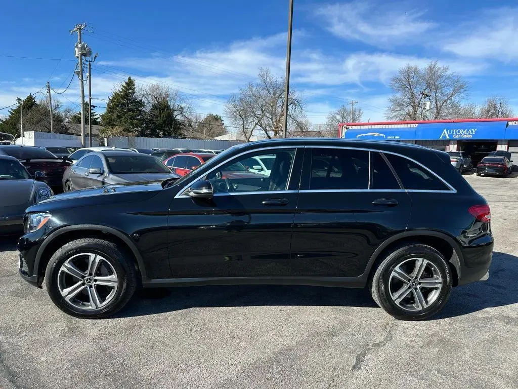 Mercedes-Benz GLC 300 4MATIC, снимка 9 - Автомобили и джипове - 55510437