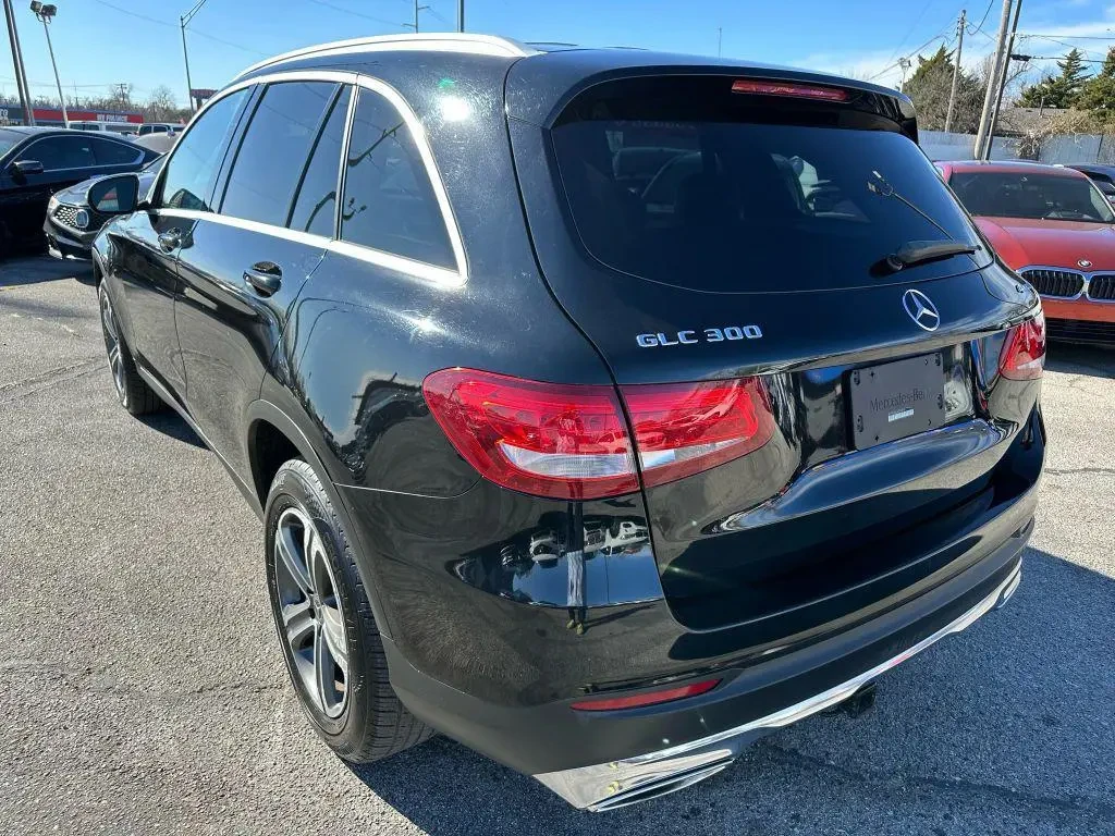 Mercedes-Benz GLC 300 4MATIC, снимка 7 - Автомобили и джипове - 55510437
