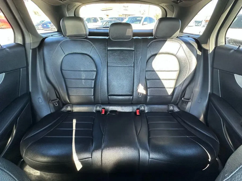 Mercedes-Benz GLC 300 4MATIC, снимка 12 - Автомобили и джипове - 55510437