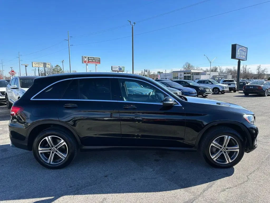 Mercedes-Benz GLC 300 4MATIC, снимка 4 - Автомобили и джипове - 55510437