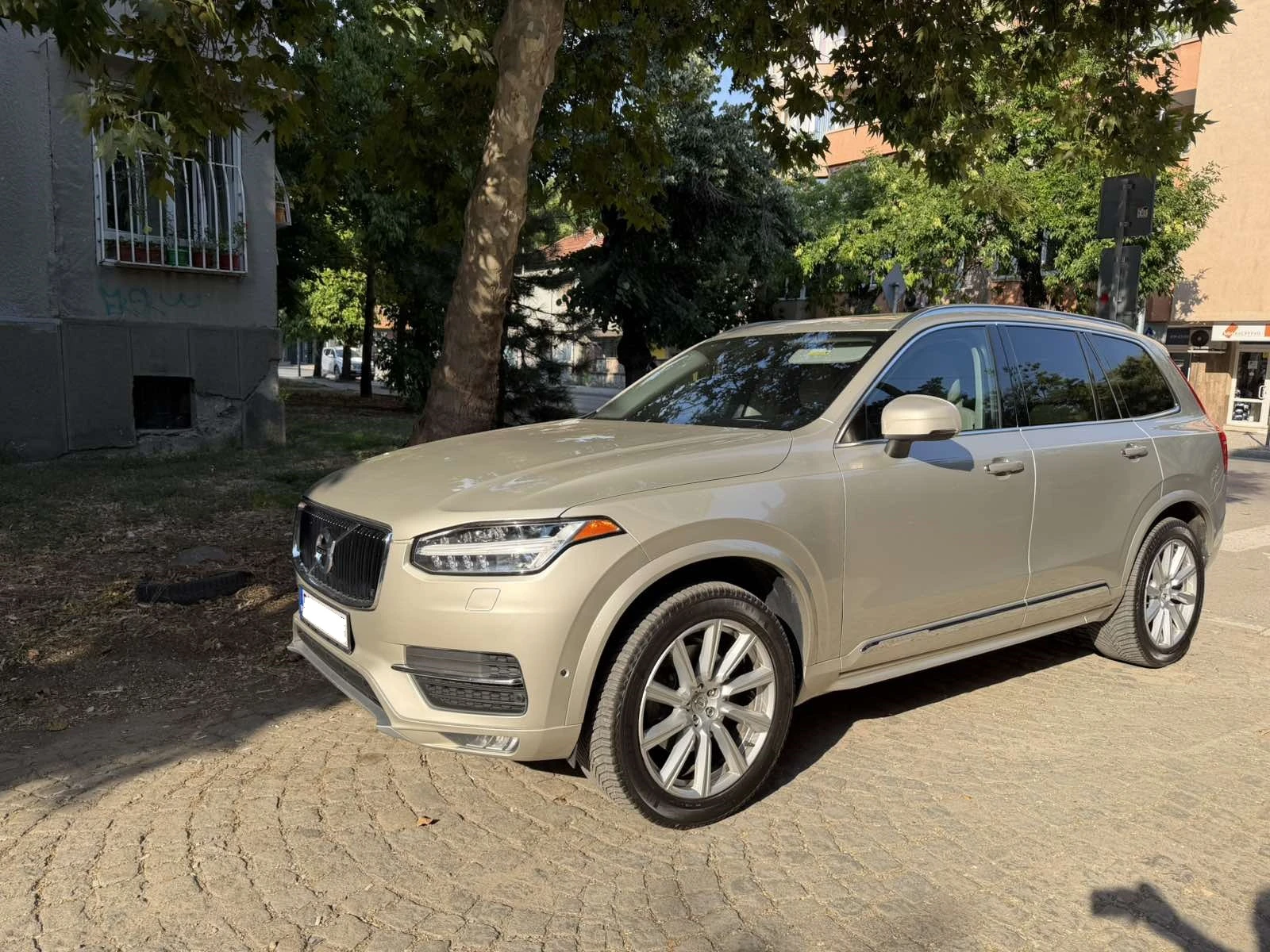Volvo Xc90 Т6, снимка 2 - Автомобили и джипове - 55565638