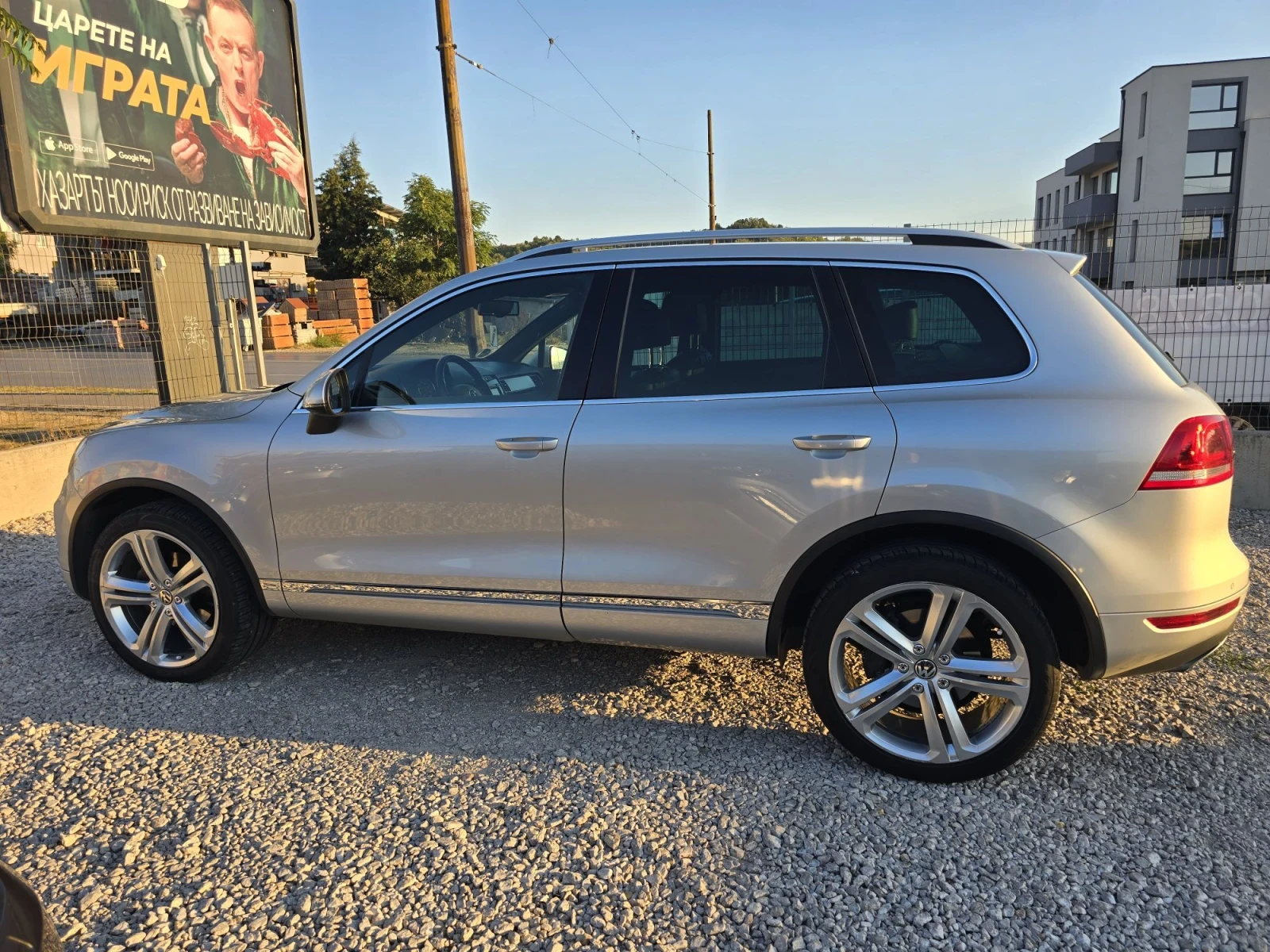 VW Touareg 3.0 TDI 204 kc ПРОЖИНИ, снимка 4 - Автомобили и джипове - 56120250