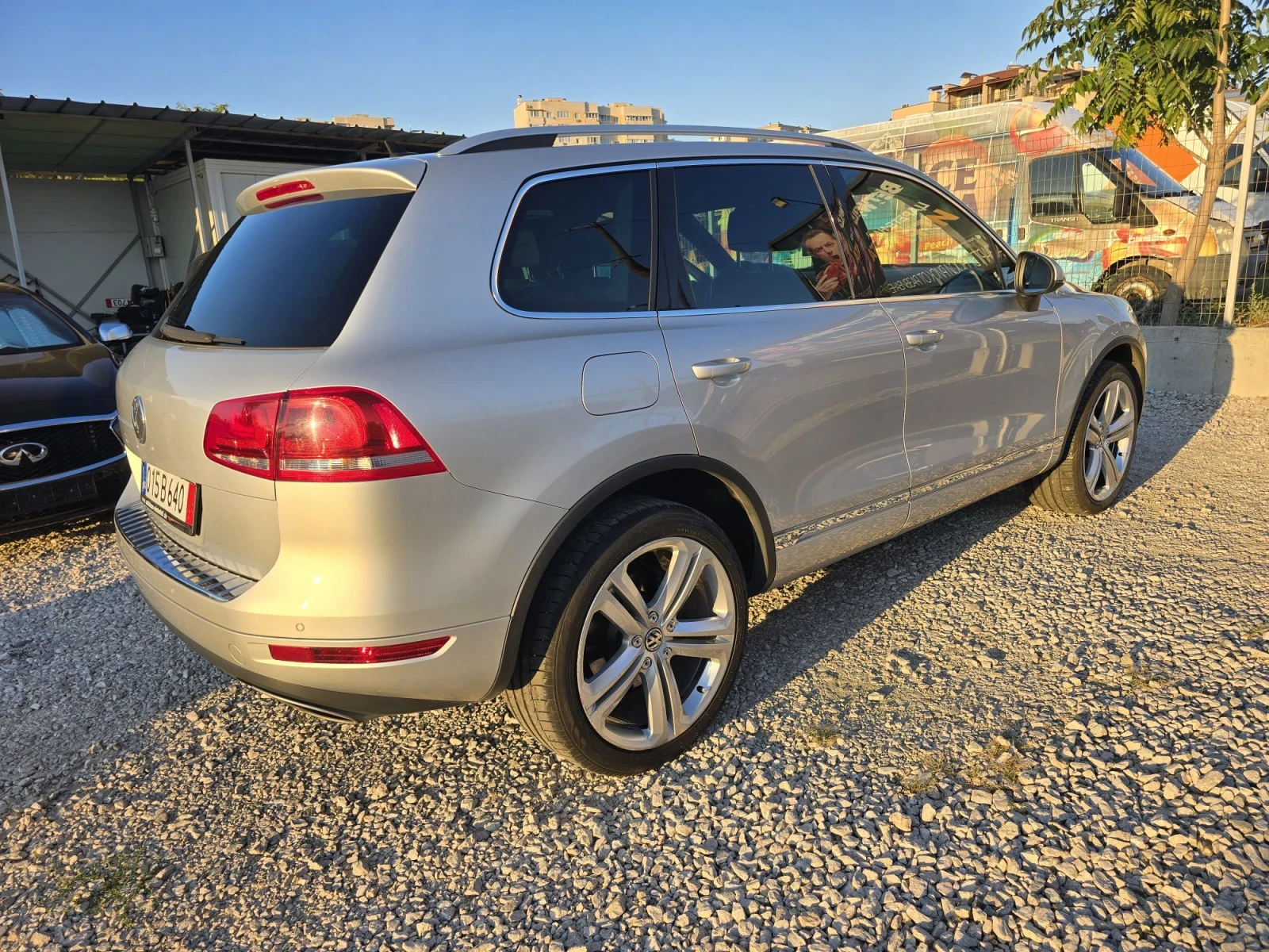 VW Touareg 3.0 TDI 204 kc ПРОЖИНИ, снимка 5 - Автомобили и джипове - 56120250