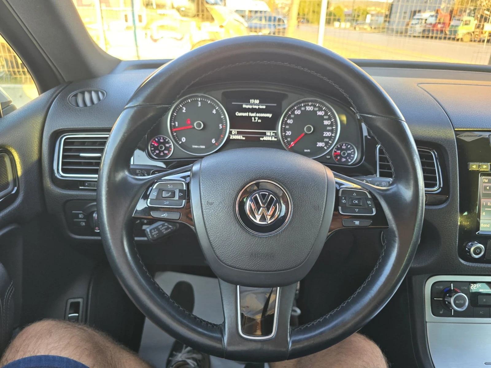 VW Touareg 3.0 TDI 204 kc ПРОЖИНИ, снимка 17 - Автомобили и джипове - 56120250