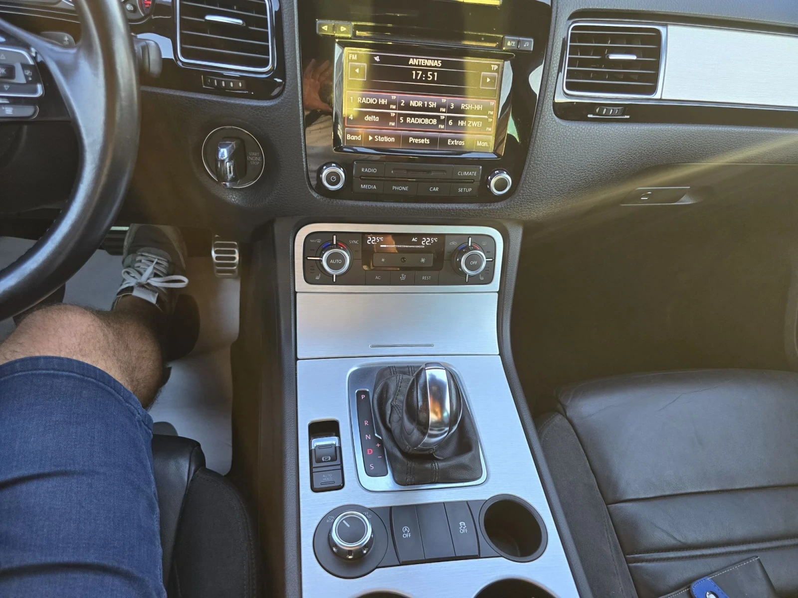 VW Touareg 3.0 TDI 204 kc ПРОЖИНИ, снимка 16 - Автомобили и джипове - 56120250