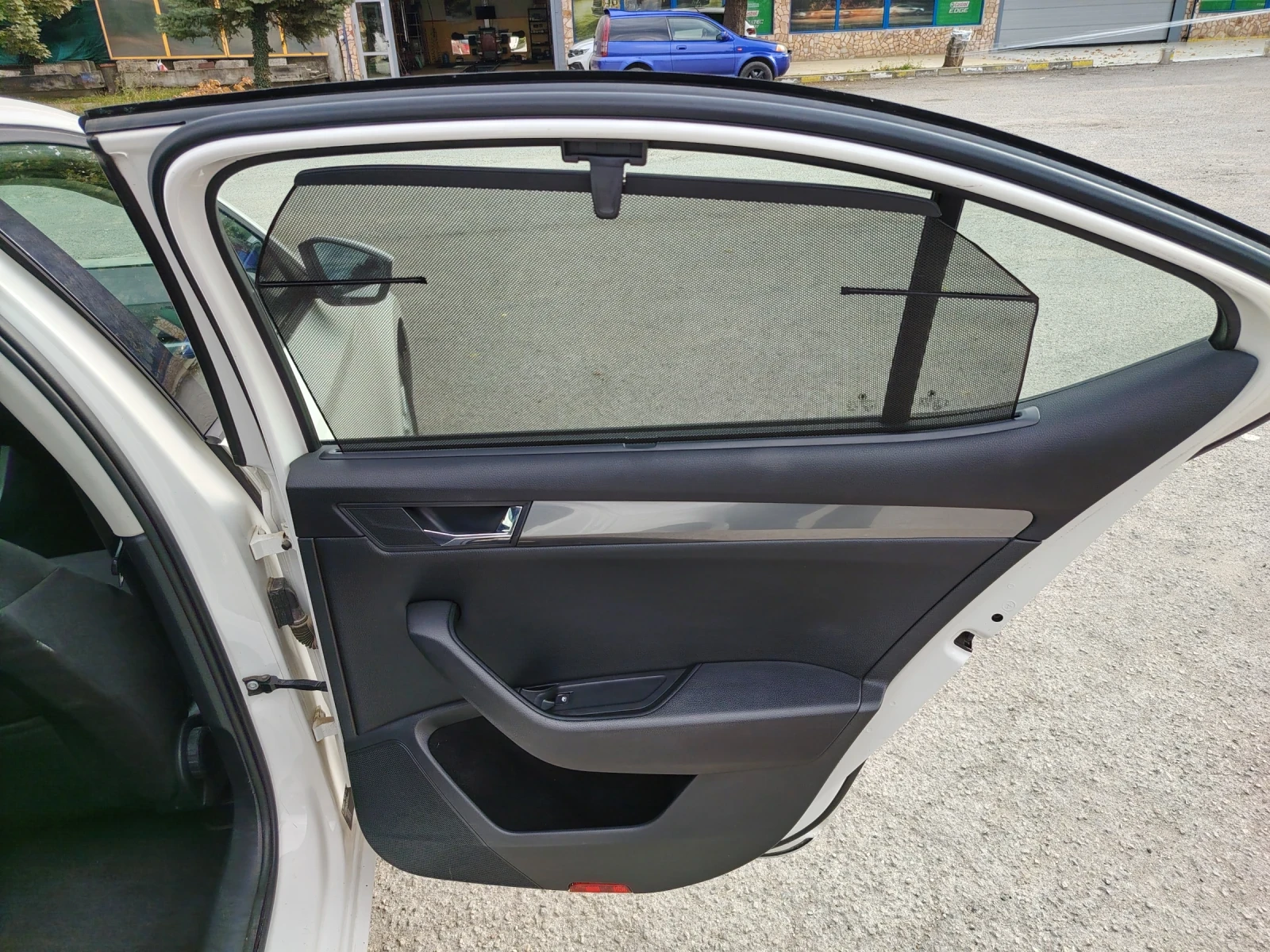Skoda Superb, снимка 15 - Автомобили и джипове - 56258774