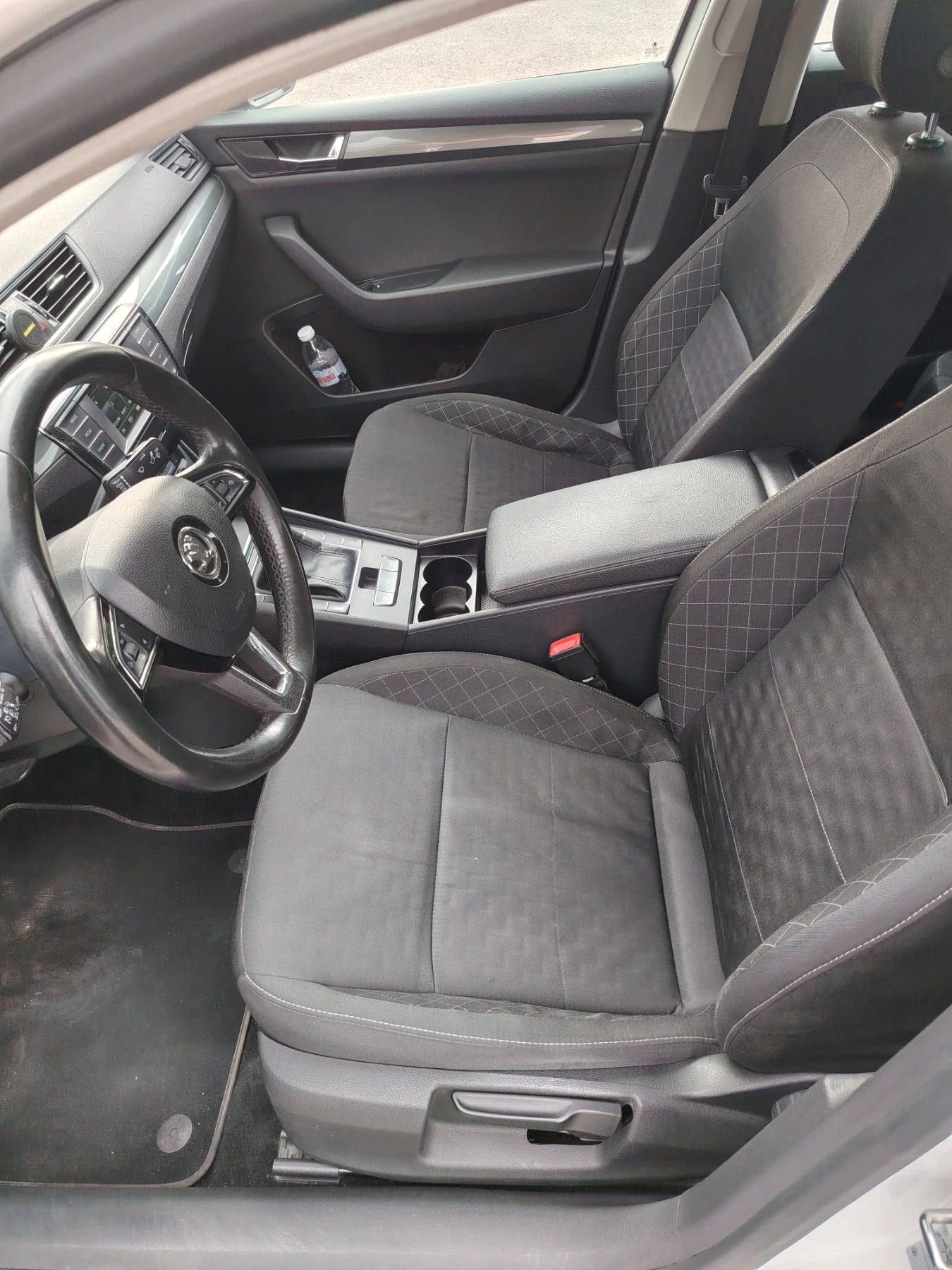 Skoda Superb, снимка 11 - Автомобили и джипове - 56258774
