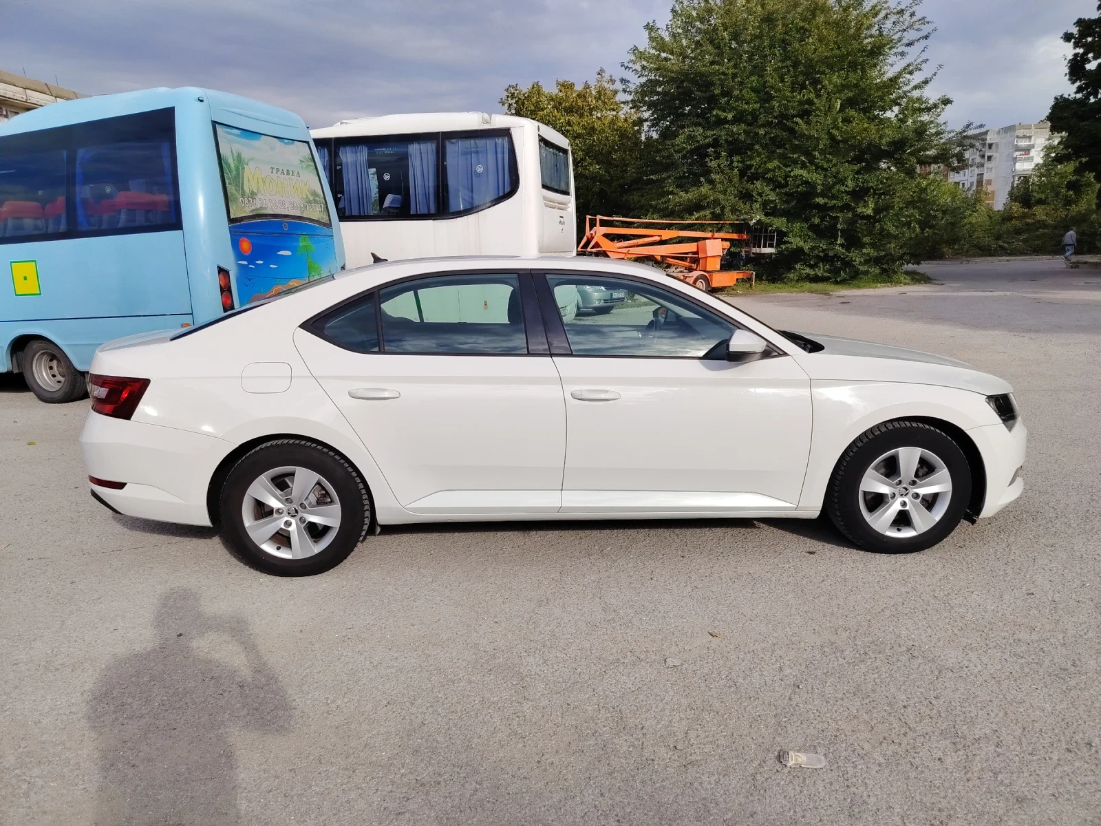 Skoda Superb, снимка 4 - Автомобили и джипове - 56258774