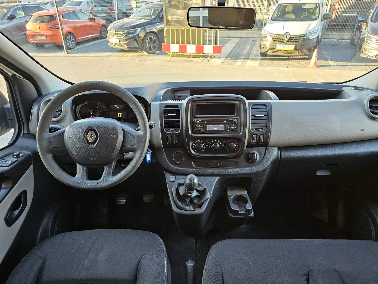 Renault Trafic 1.6 dCi 95 - изображение 7