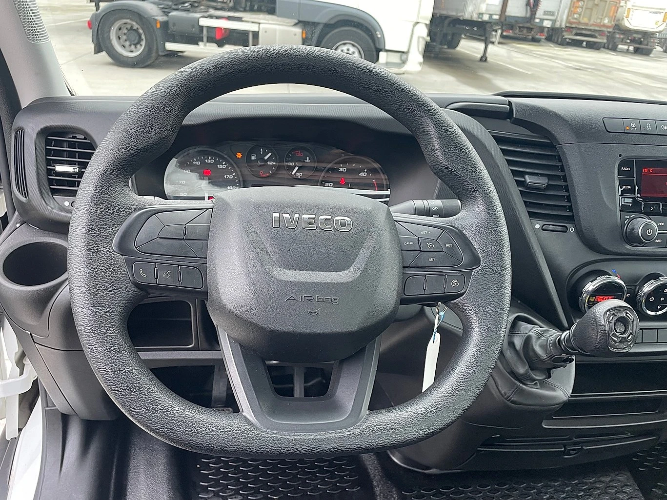 Iveco Daily 35S16 L3H2, снимка 11 - Бусове и автобуси - 53748787