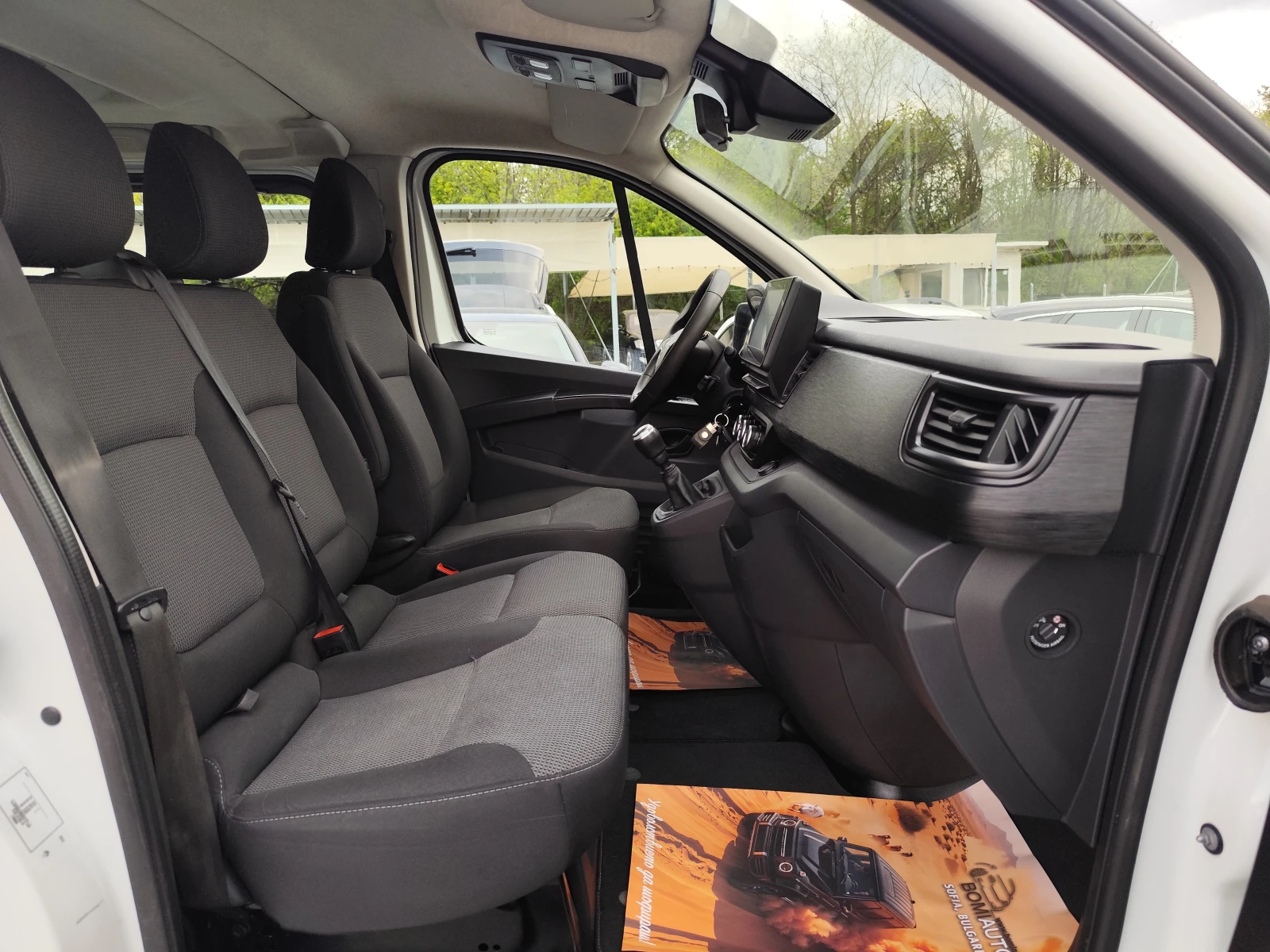 Renault Trafic 2.0DCi* 9 MECTA* EUEO6D* LED* NAVI* , снимка 13 - Бусове и автобуси - 54357454