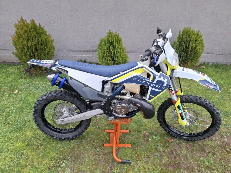 Husqvarna TE, снимка 10 - Мотоциклети и мототехника - 52595046