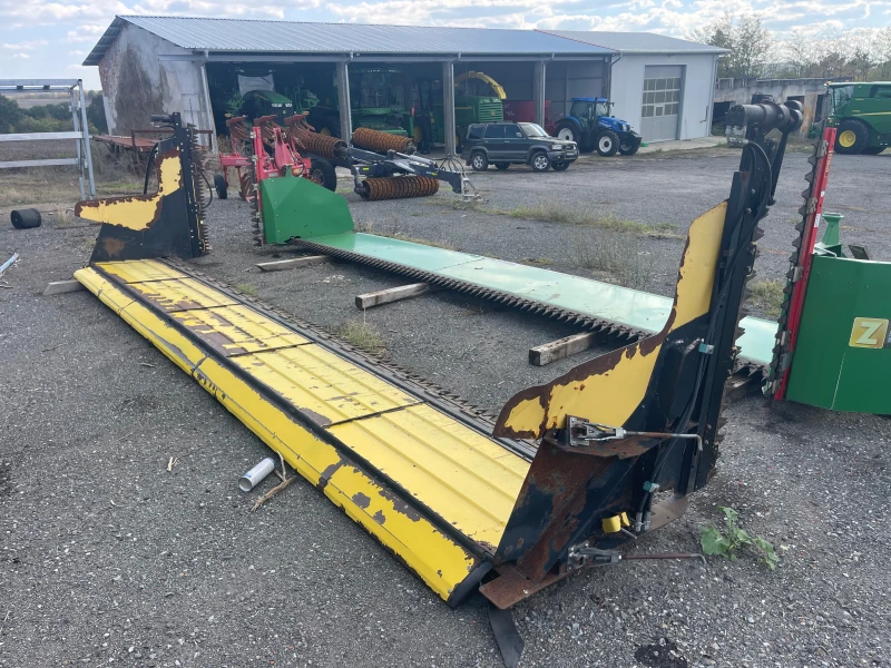 Комбайн Claas MEGA 360 DOMINATOR + 2 ХЕДЕРА И ТАВА ЗА РАПИЦА , снимка 15 - Селскостопанска техника - 52017555