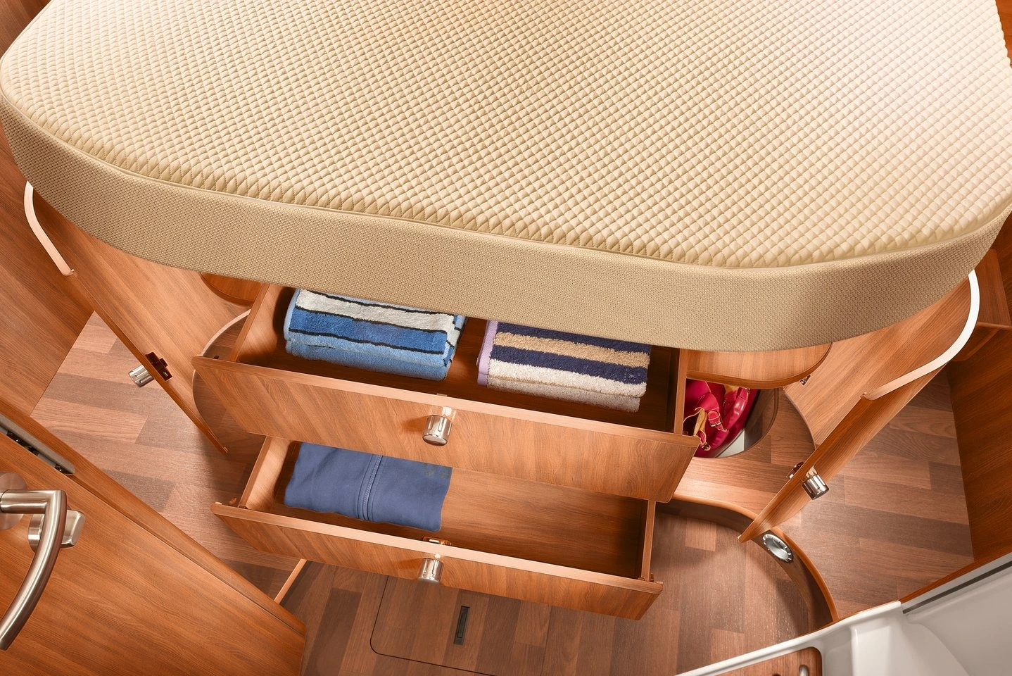  Carthago Mercedes-Benz 5.0 QB Chic C-line | Mobile.bg   15