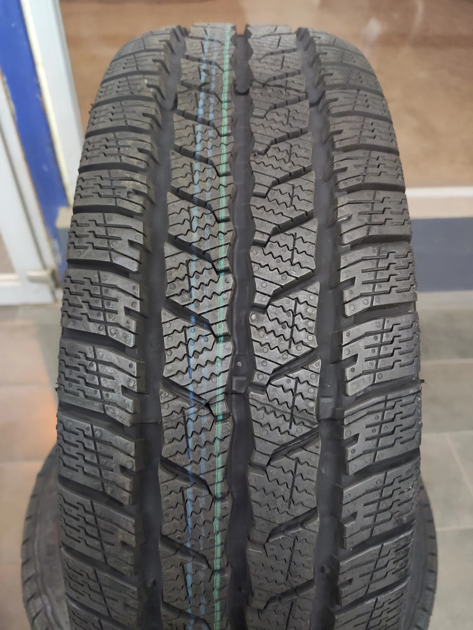  215/70R15 | Mobile.bg   1
