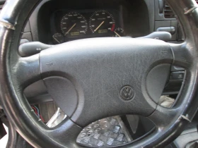 VW Golf - 600 € / 1173.50 лв. - 93416101 6