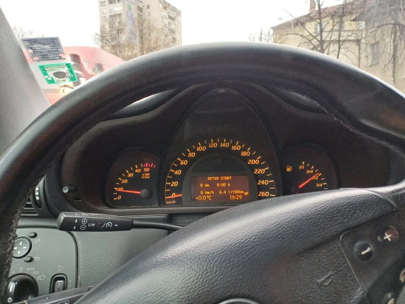 Mercedes-Benz C 220 Sport Coupe, снимка 5 - Автомобили и джипове - 47046227