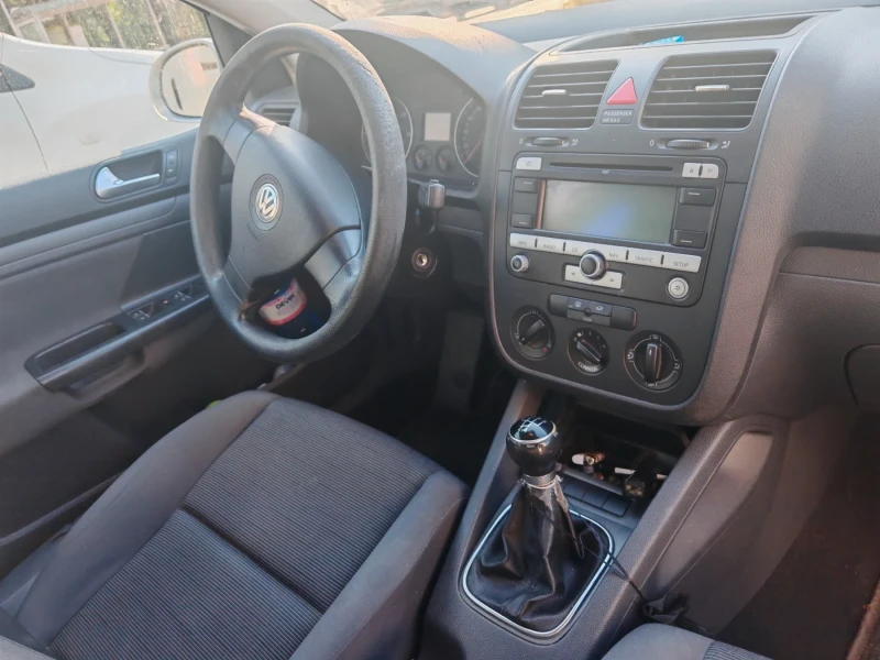 VW Golf, снимка 6 - Автомобили и джипове - 52504456