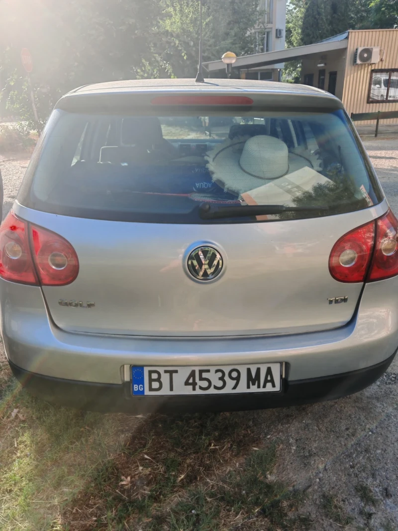 VW Golf, снимка 2 - Автомобили и джипове - 52504456