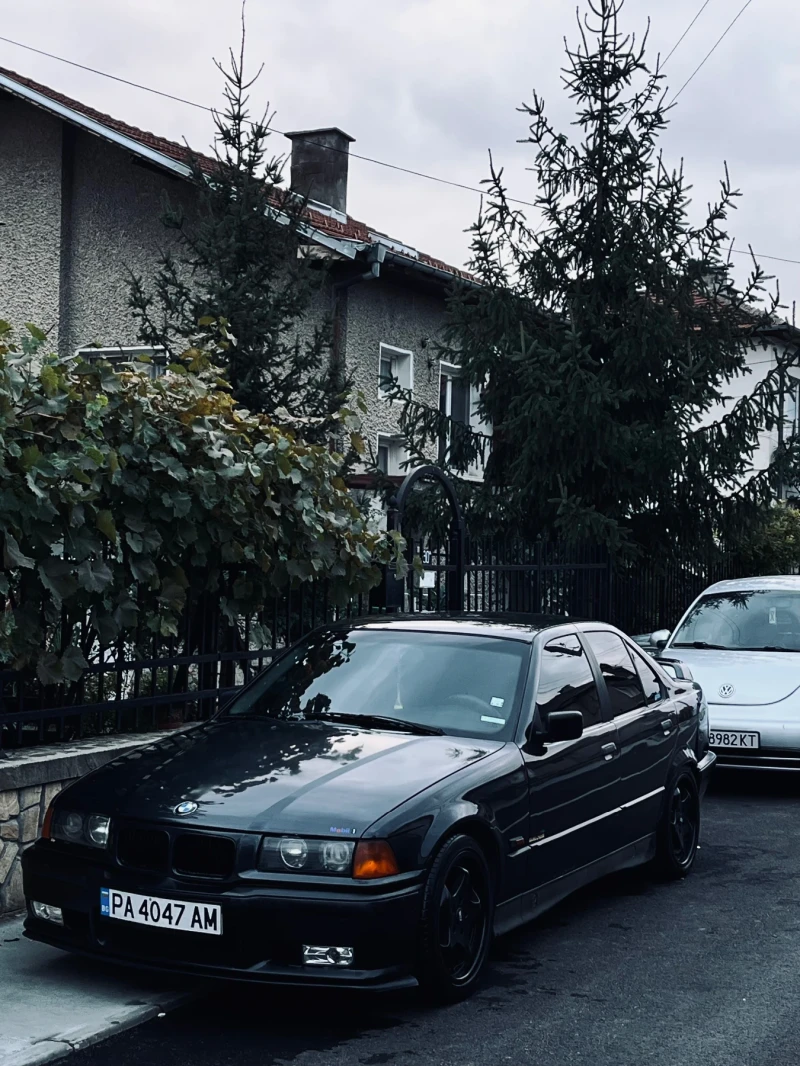 BMW 318, снимка 15 - Автомобили и джипове - 52723331