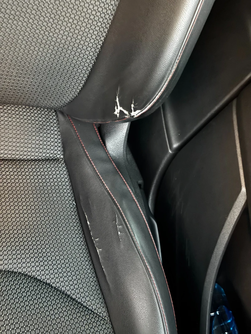 Seat Leon FR, снимка 10 - Автомобили и джипове - 52870038