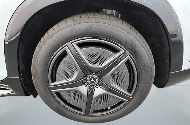 Mercedes-Benz EQS SUV 450 4Matic = AMG Line = Гаранция, снимка 4 - Автомобили и джипове - 55802163