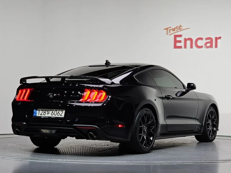 Ford Mustang 2.3 H Automatic, снимка 2 - Автомобили и джипове - 55906423