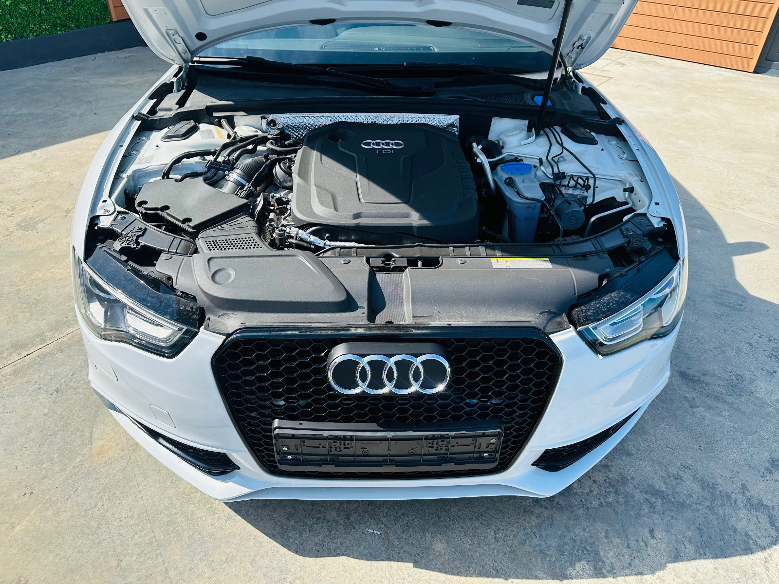 Audi A5 2.0 TDI/QUATTRO/S-LINE | Mobile.bg — изображение 17