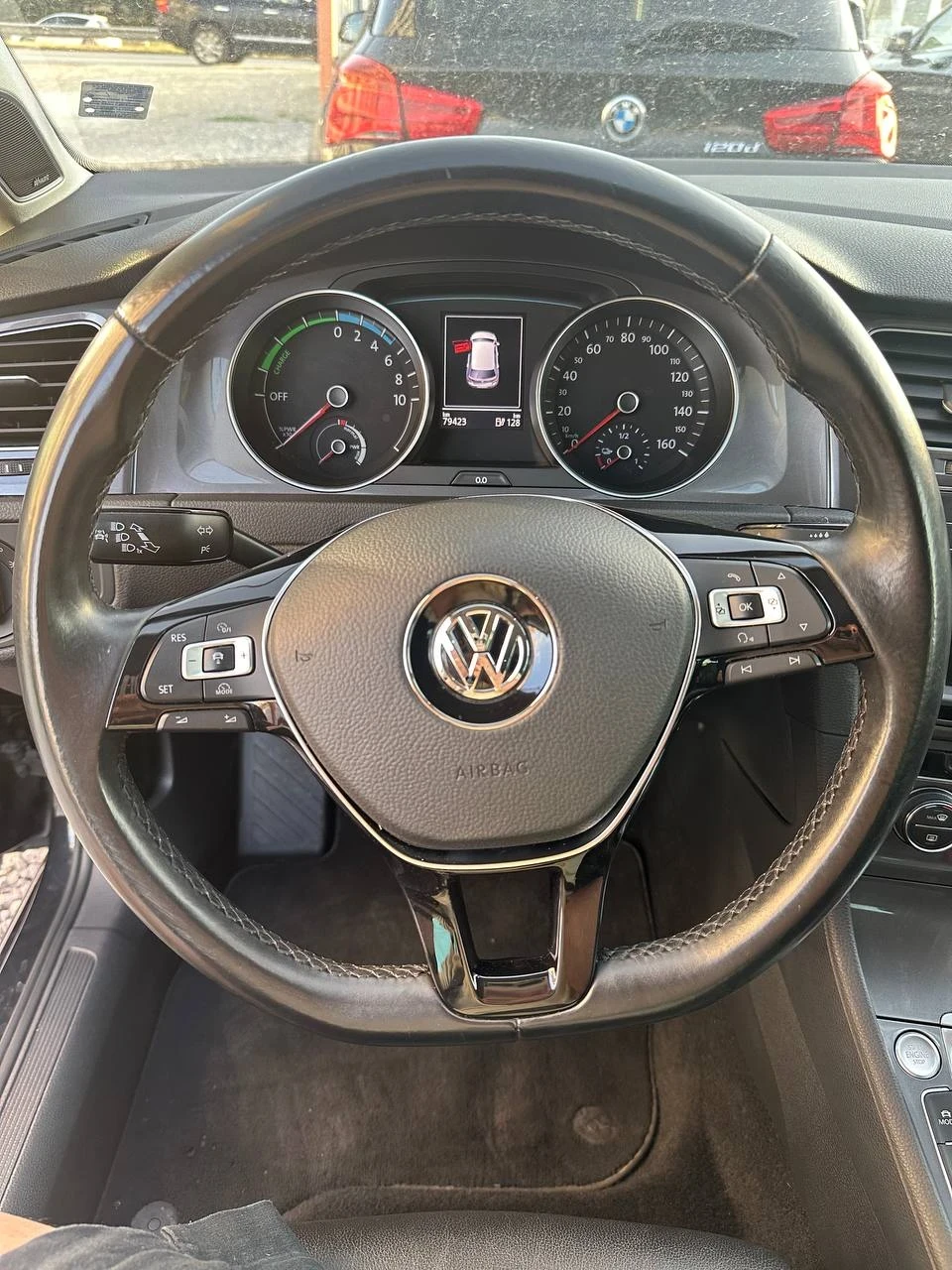 VW Golf E- Golf    | Mobile.bg   16