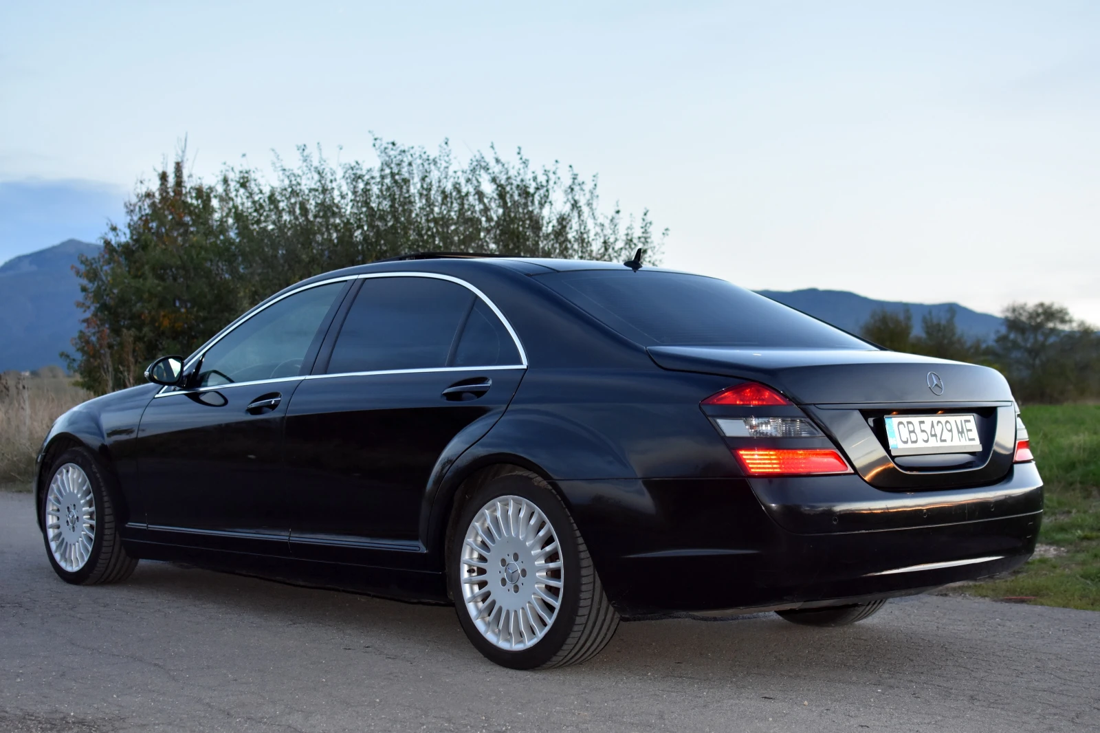 Mercedes-Benz S 350 Long* Keyless* Панорама* Подгрев* Soft Close - изображение 5