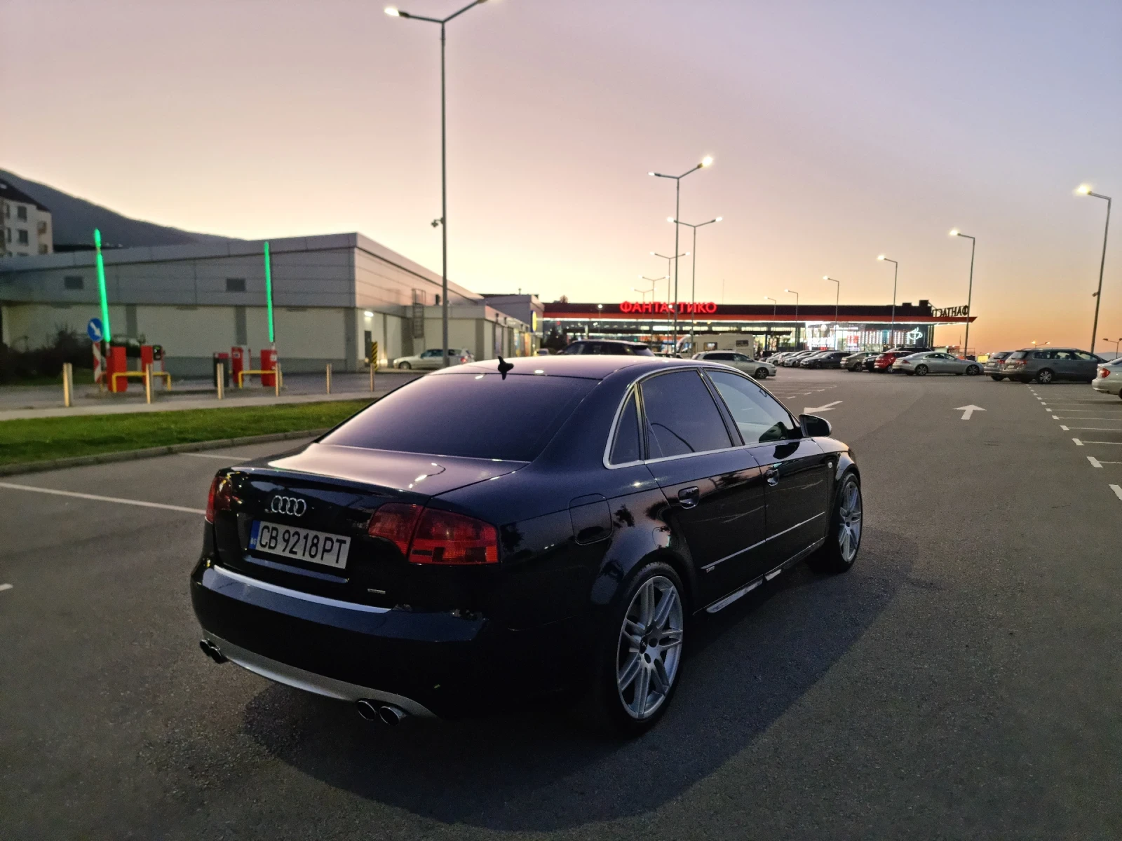 Audi A4 3.0 TDI S-Line Quattro - изображение 3