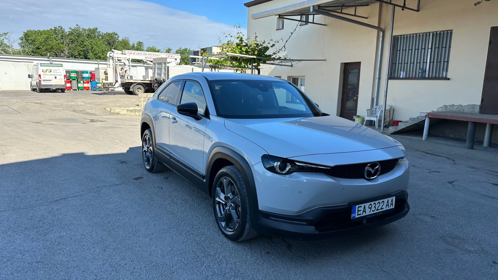 Mazda MX-30  - изображение 3