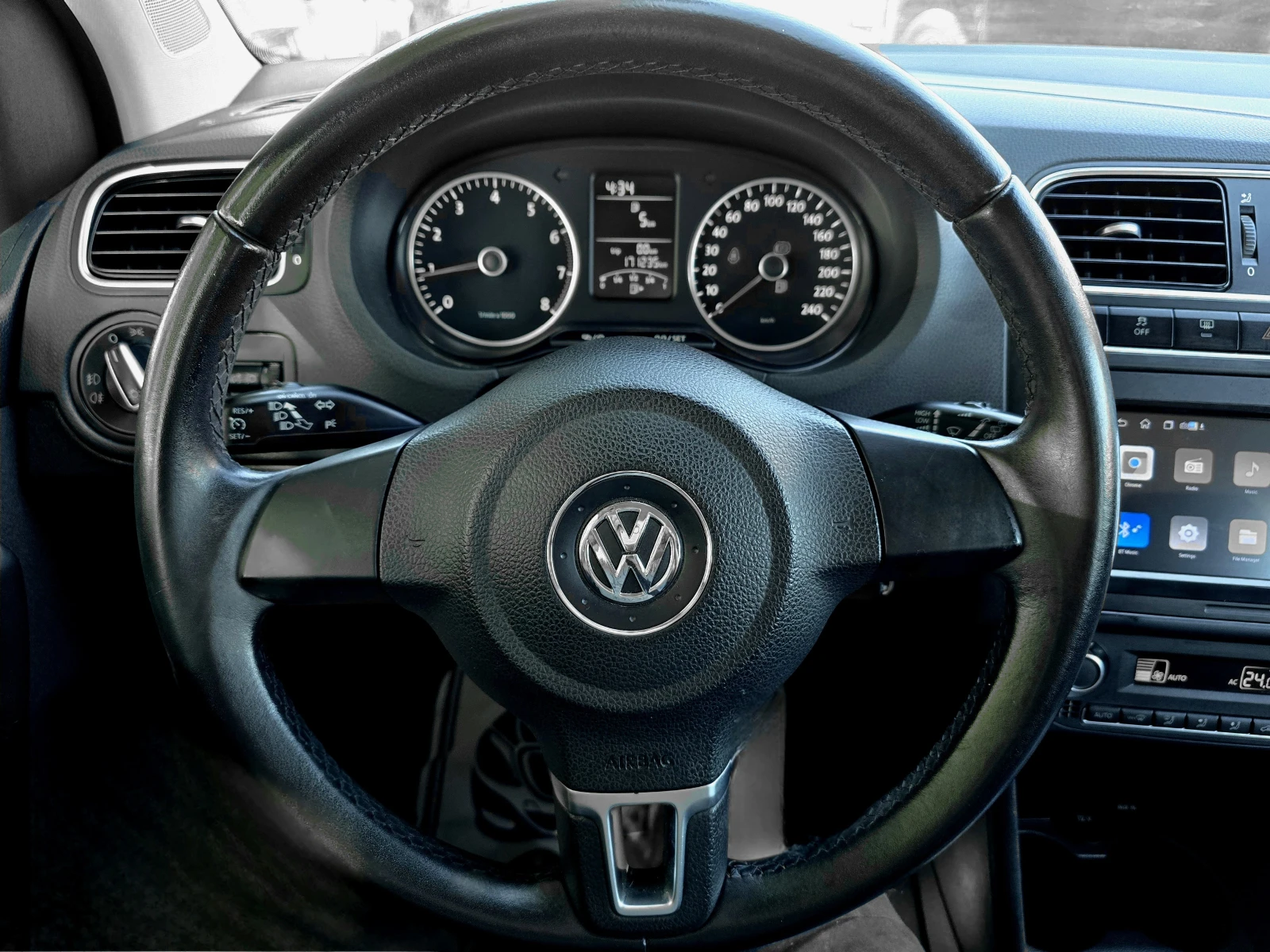 VW Polo 1.2/NAVI/Bluetooth/КАМЕРА - изображение 8