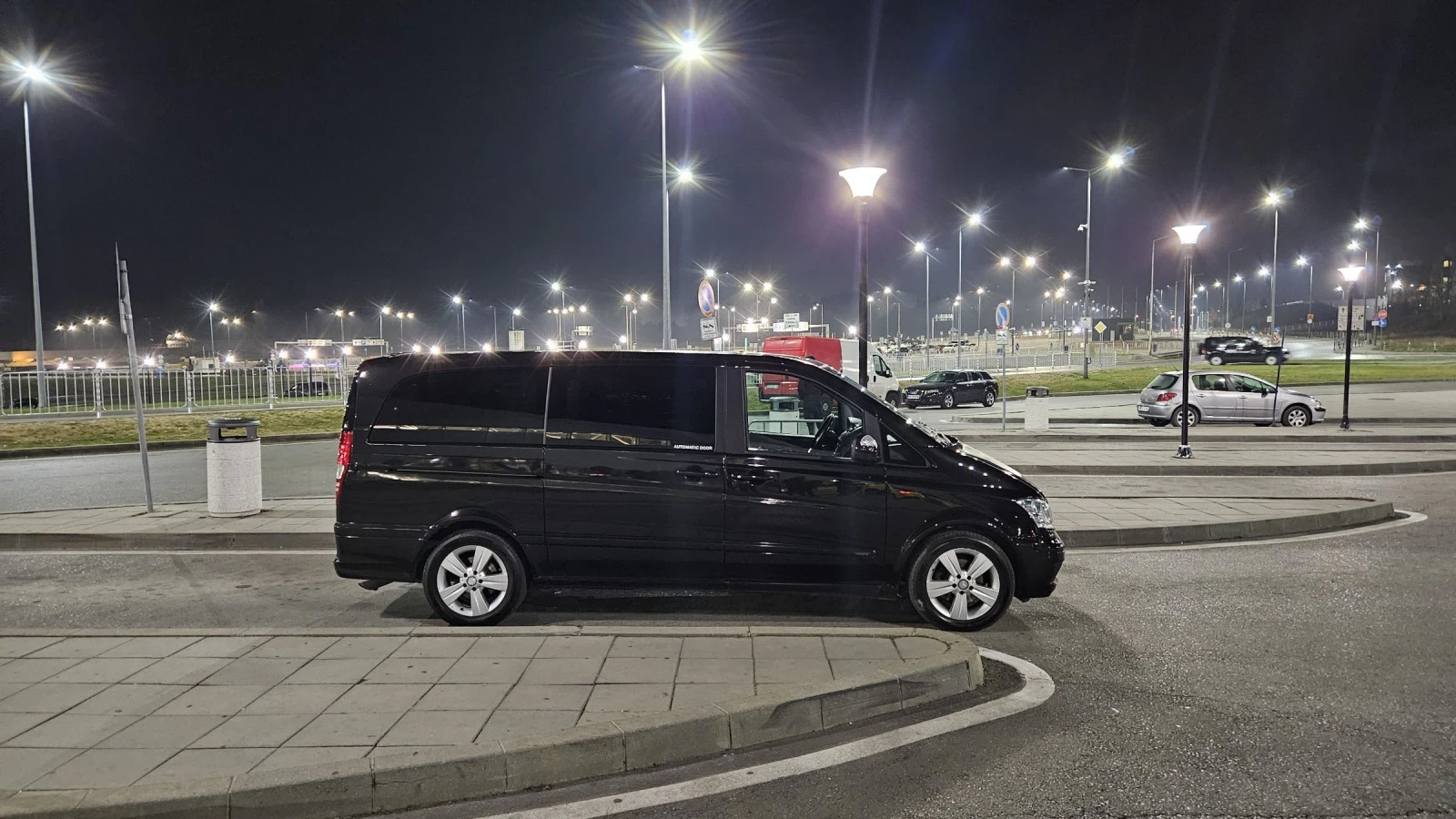 Mercedes-Benz Viano  AMBIENTE / AUTOMATIC / 3.0 cdi / 7+ 1 места | Mobile.bg — изображение 4