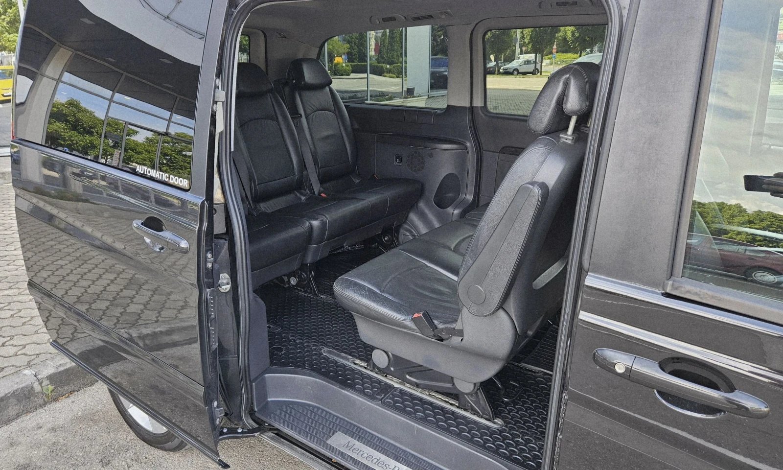 Mercedes-Benz Viano  AMBIENTE / AUTOMATIC / 3.0 cdi / 7+ 1 места | Mobile.bg — изображение 11