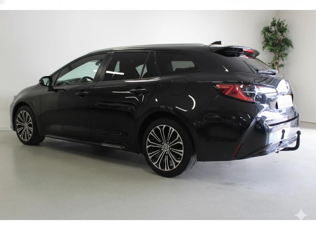 Toyota Corolla Touring Sports 1.2 Dynamic  - изображение 2