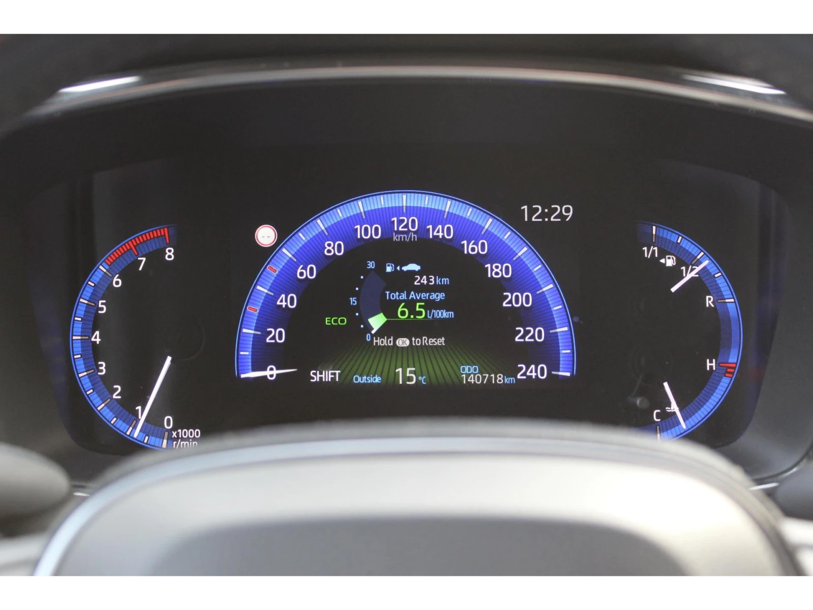 Toyota Corolla Touring Sports 1.2 Dynamic  | Mobile.bg � ����������� 12