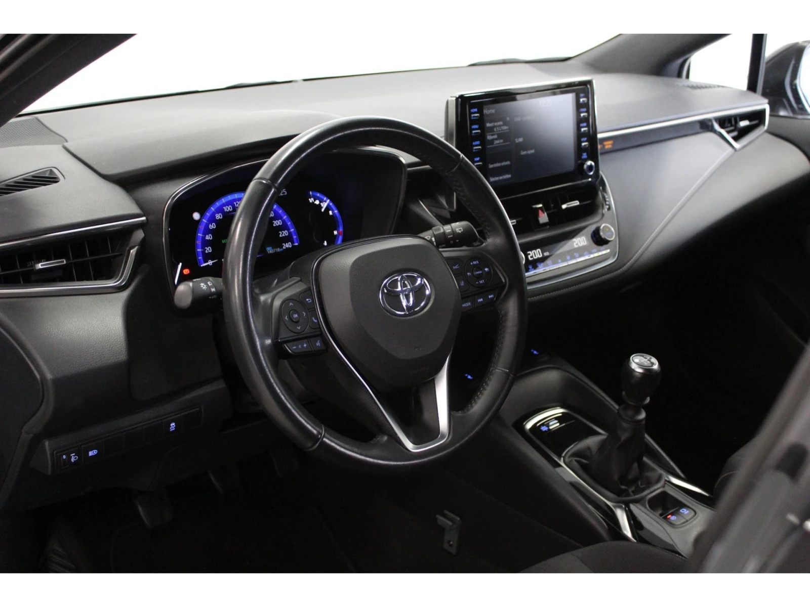 Toyota Corolla Touring Sports 1.2 Dynamic  - изображение 8