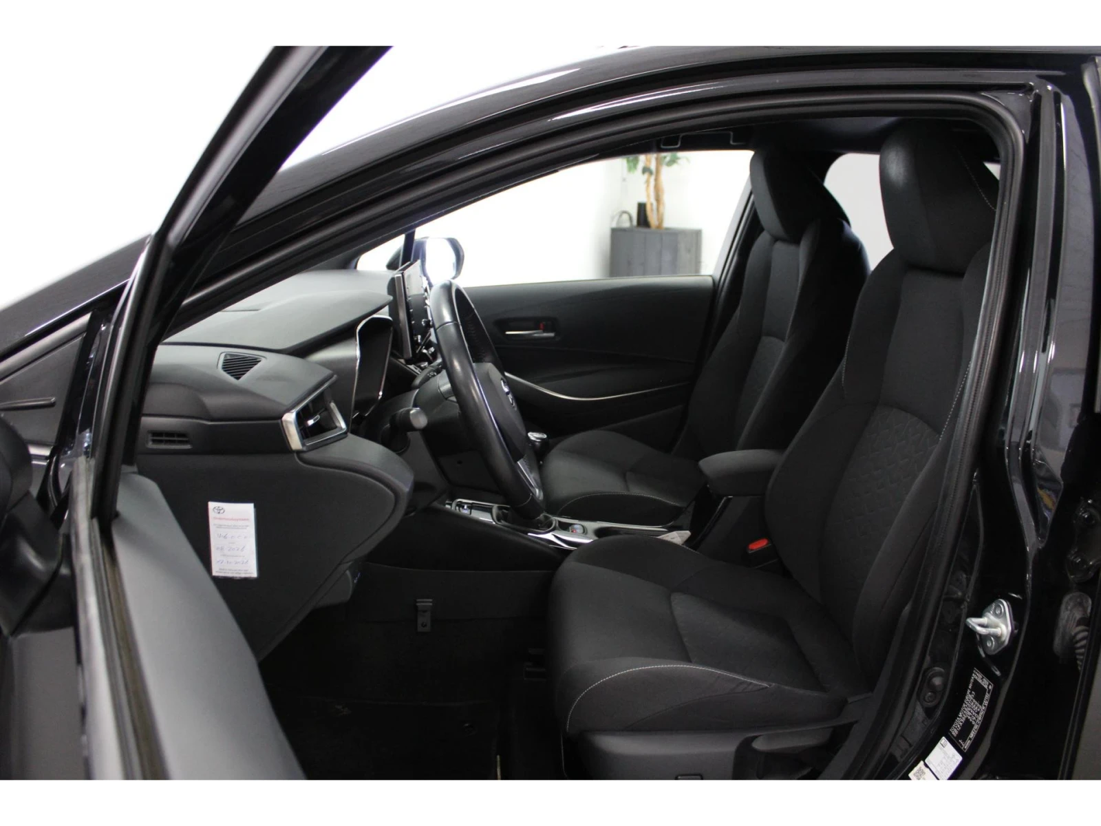 Toyota Corolla Touring Sports 1.2 Dynamic  - изображение 5