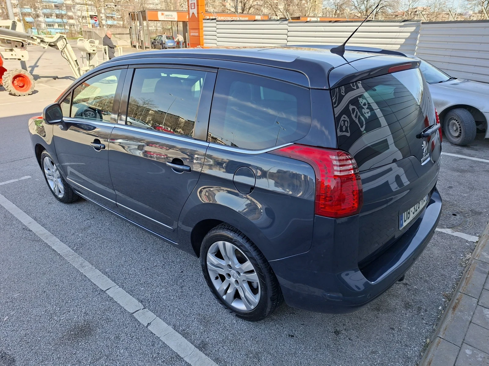 Peugeot 5008 1.6thp - изображение 5