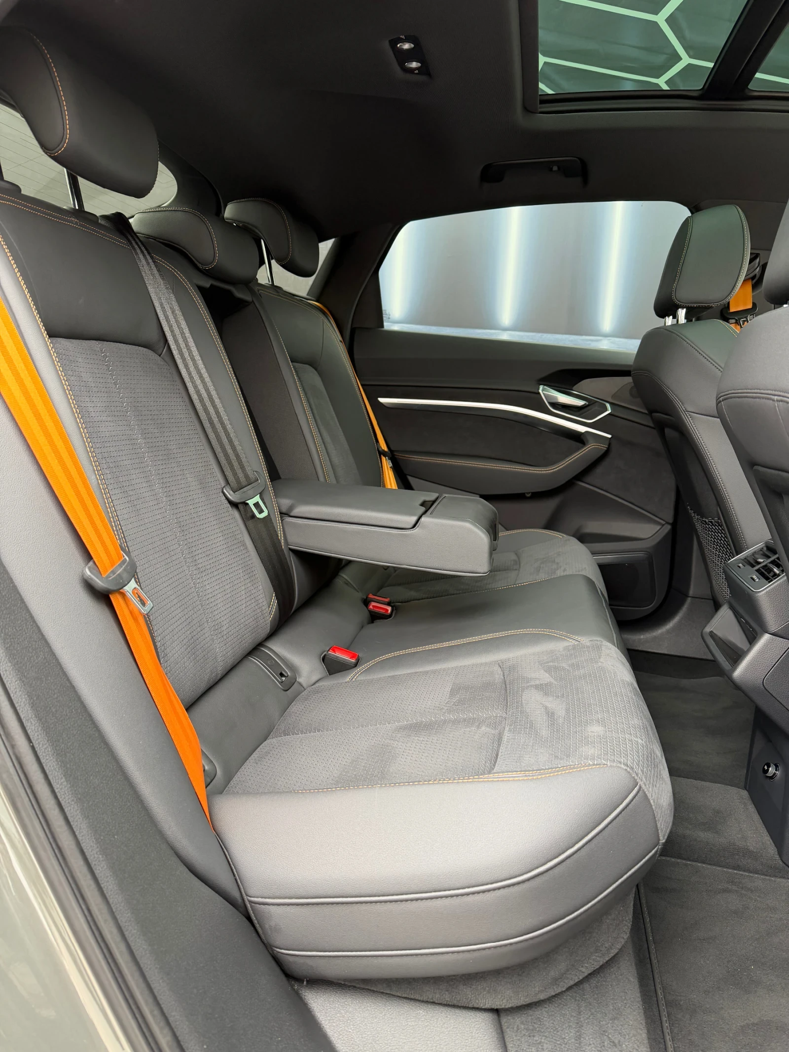 Audi E-Tron 55/2xSline/Sportback/Black Edition/Pano /Led | Mobile.bg � ����������� 15