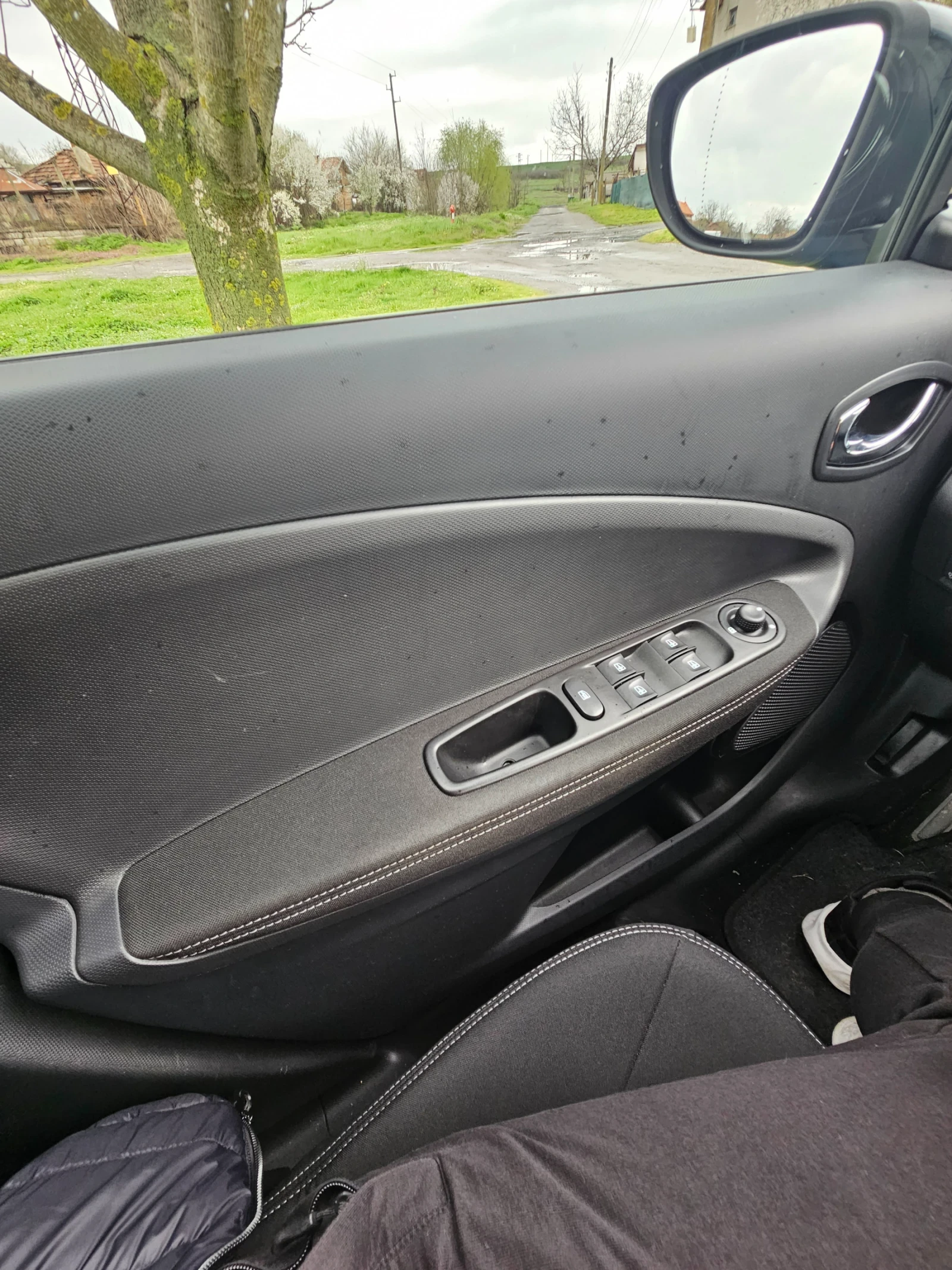 Renault Zoe R110  41kw, снимка 9 - Автомобили и джипове - 54082120