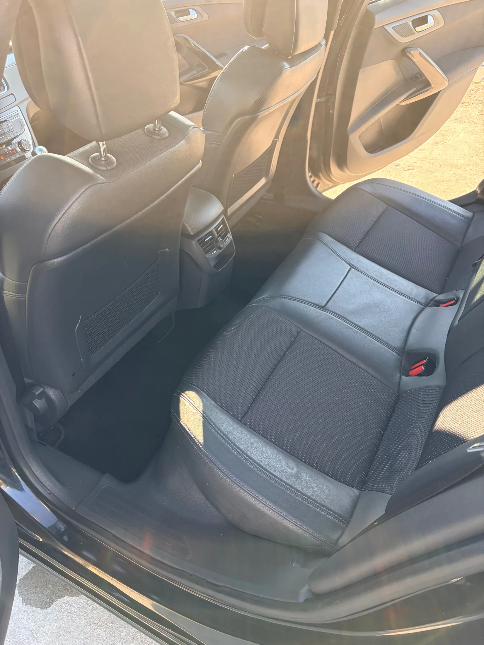 Peugeot 508 SW, снимка 11 - Автомобили и джипове - 54110008