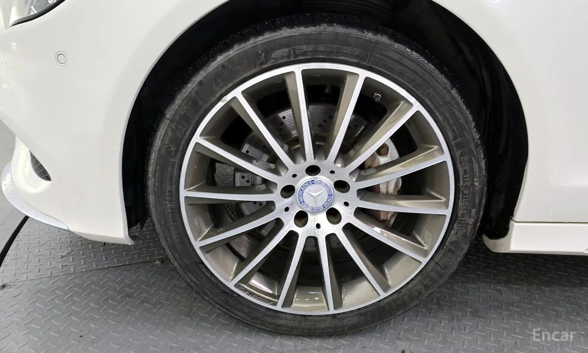 Mercedes-Benz CLS 400 ПОДРЕВ* ОБДУХВАНЕ* 360 CAM* MEMORY* KEYLESS* , снимка 5 - Автомобили и джипове - 54167878