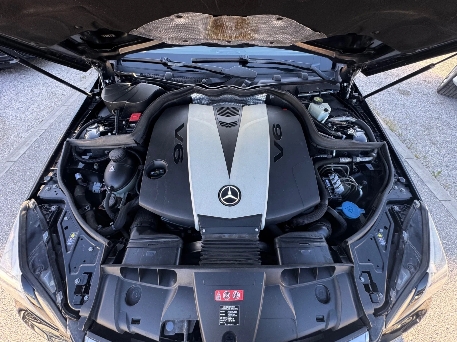 Mercedes-Benz E 350 Coupe AVATGARDE , снимка 17 - Автомобили и джипове - 54296435