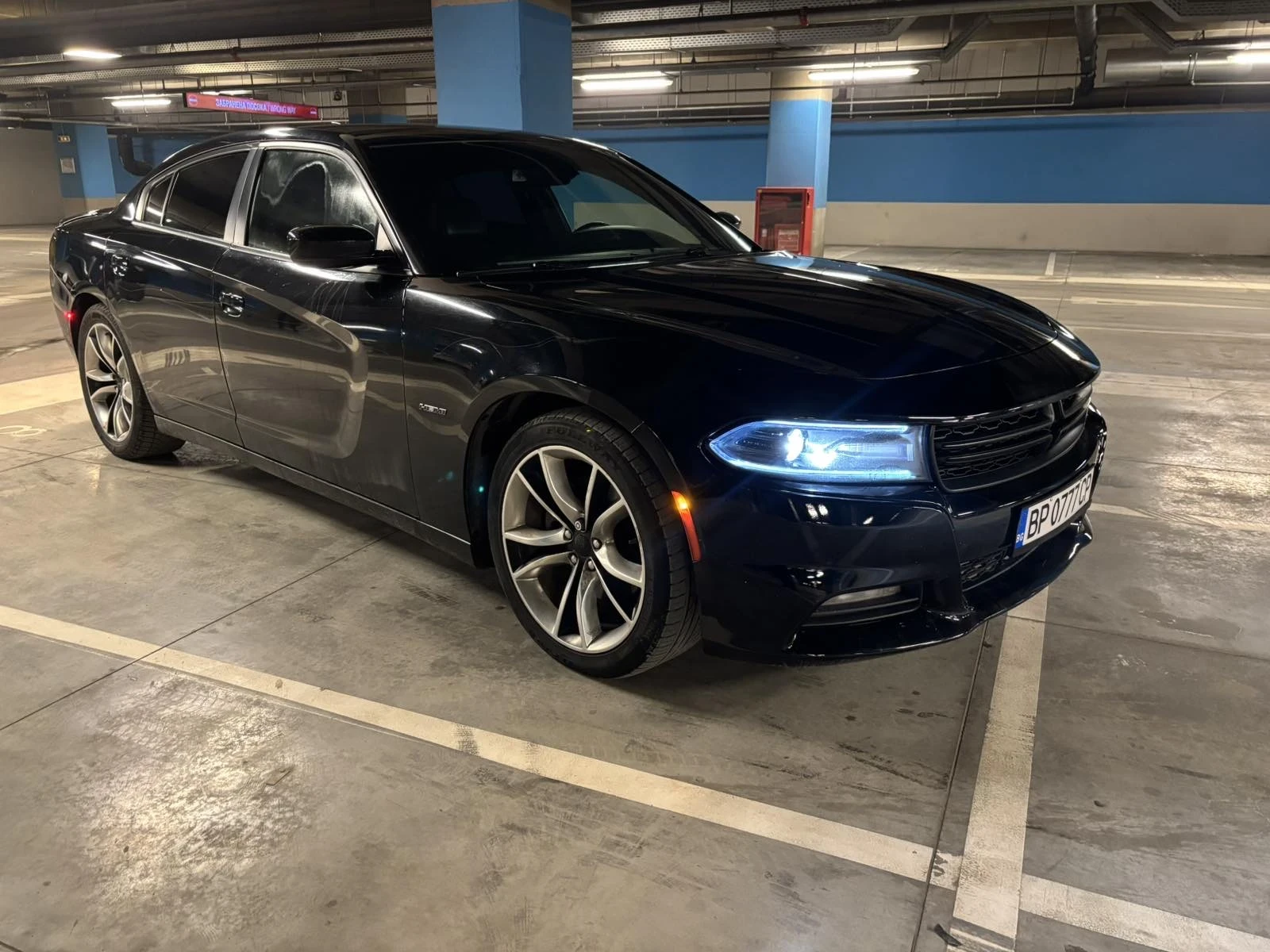 Dodge Charger 5.7 R/T, снимка 3 - Автомобили и джипове - 54393385