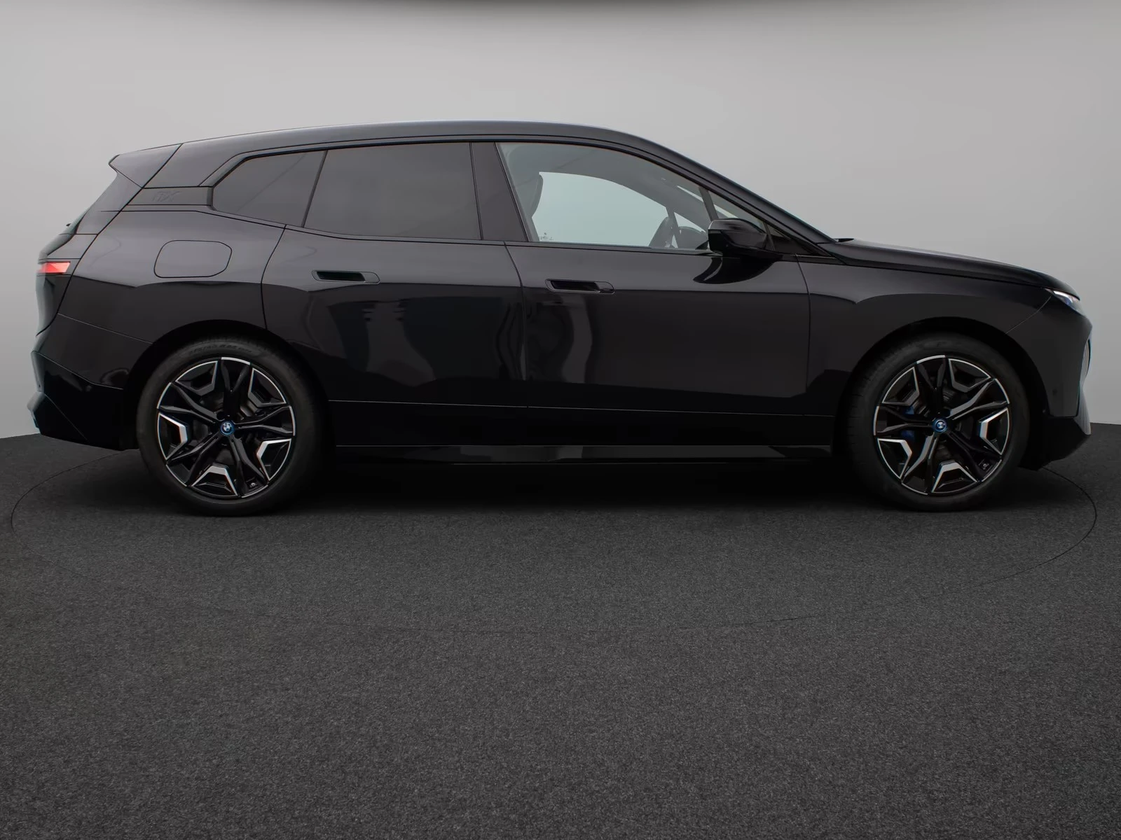 BMW iX | Mobile.bg � ����������� 5